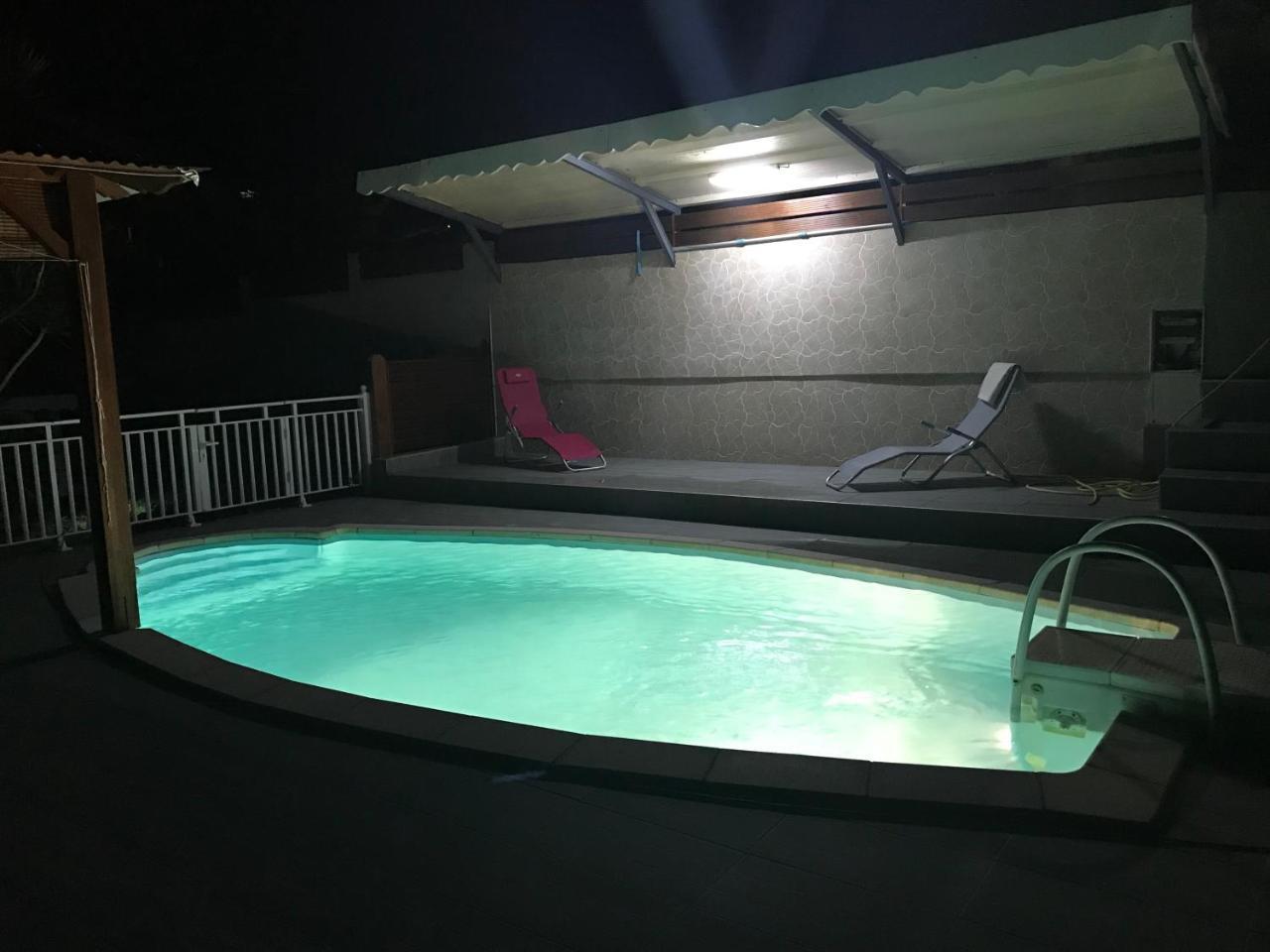Le Val De Lys-Piscine Privee Βίλα Vieux-Habitants Εξωτερικό φωτογραφία